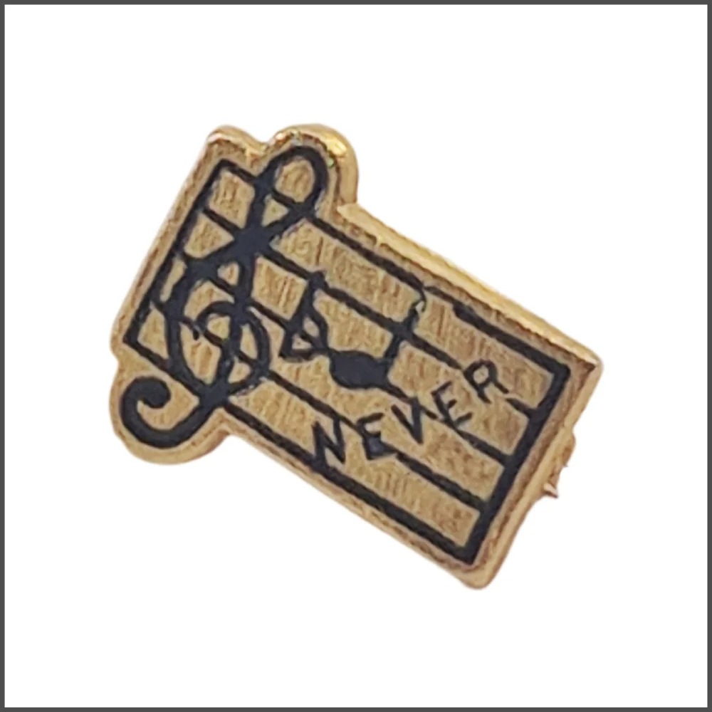 Music Note Brooch Gold Tone Treble Clef Pin 1972